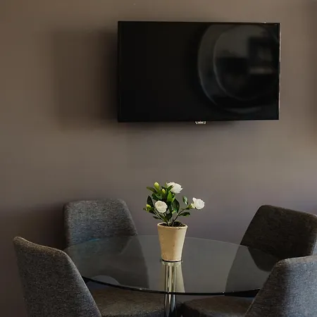 Dublin Central Suites Apartment
